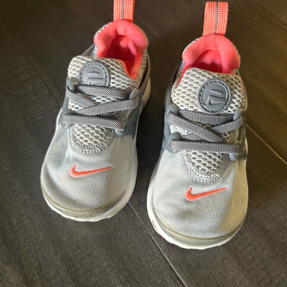 Nike slip on sneakers